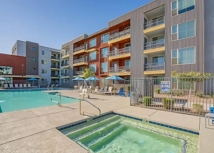 Group-friendly With Pool Gym Parking Wd Balcony Appartement Tempe