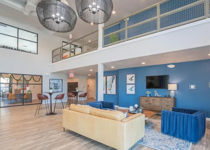 Group-friendly With Pool Gym Parking Wd Balcony Apartment *