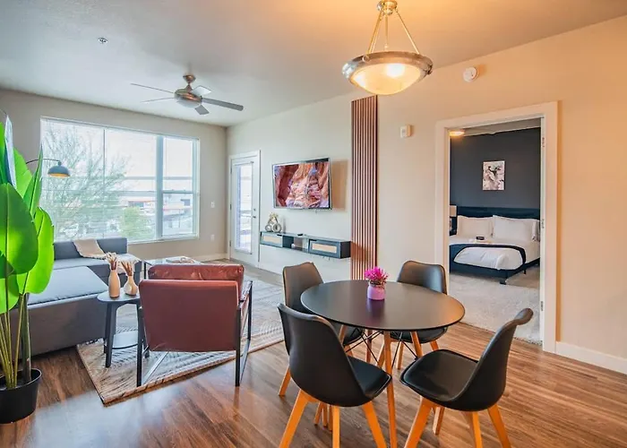 Group-friendly With Pool Gym Parking Wd Balcony Appartement Tempe