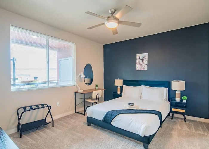 Group-friendly With Pool Gym Parking Wd Balcony