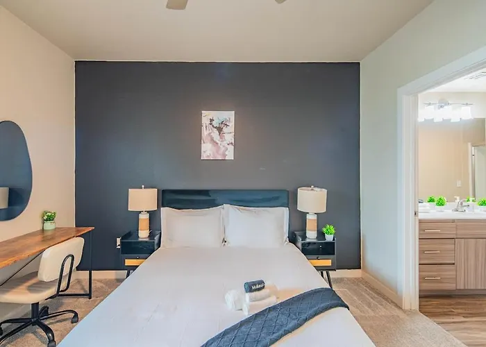 Group-friendly With Pool Gym Parking Wd Balcony * Tempe