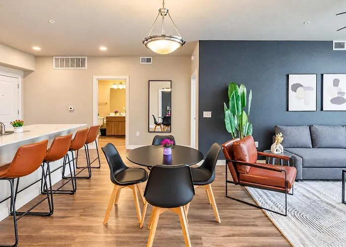 Group-friendly With Pool Gym Parking Wd Balcony Tempe